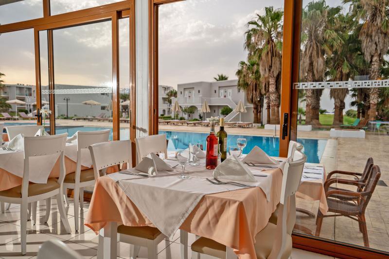 Delfina Tropic Beach Paralia Kourna Exterior photo