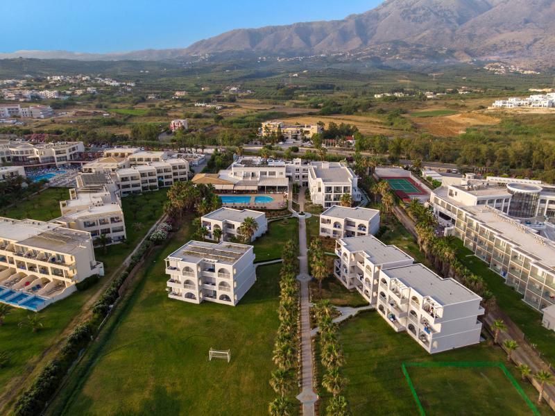 Delfina Tropic Beach Paralia Kourna Exterior photo