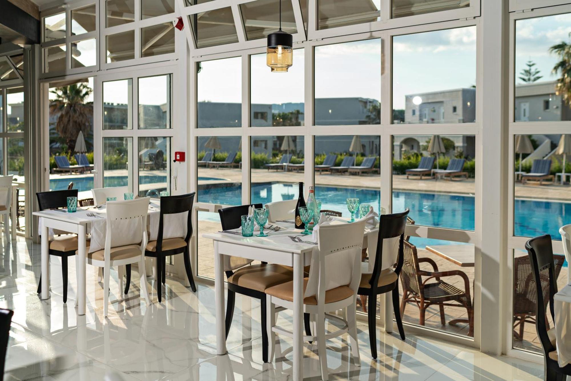Delfina Tropic Beach Paralia Kourna Exterior photo