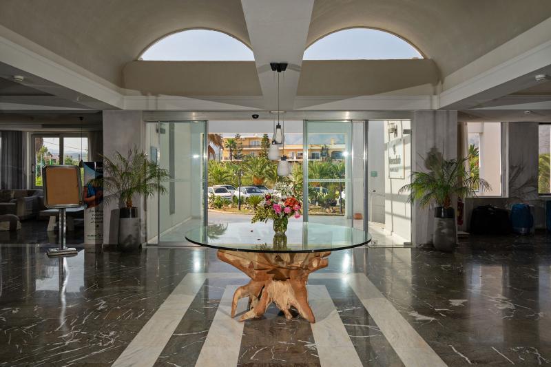 Delfina Tropic Beach Paralia Kourna Exterior photo
