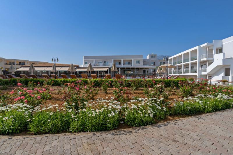 Delfina Tropic Beach Paralia Kourna Exterior photo